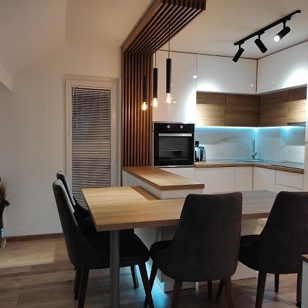Sky Luxury Appartement Arandelovac Buitenkant foto