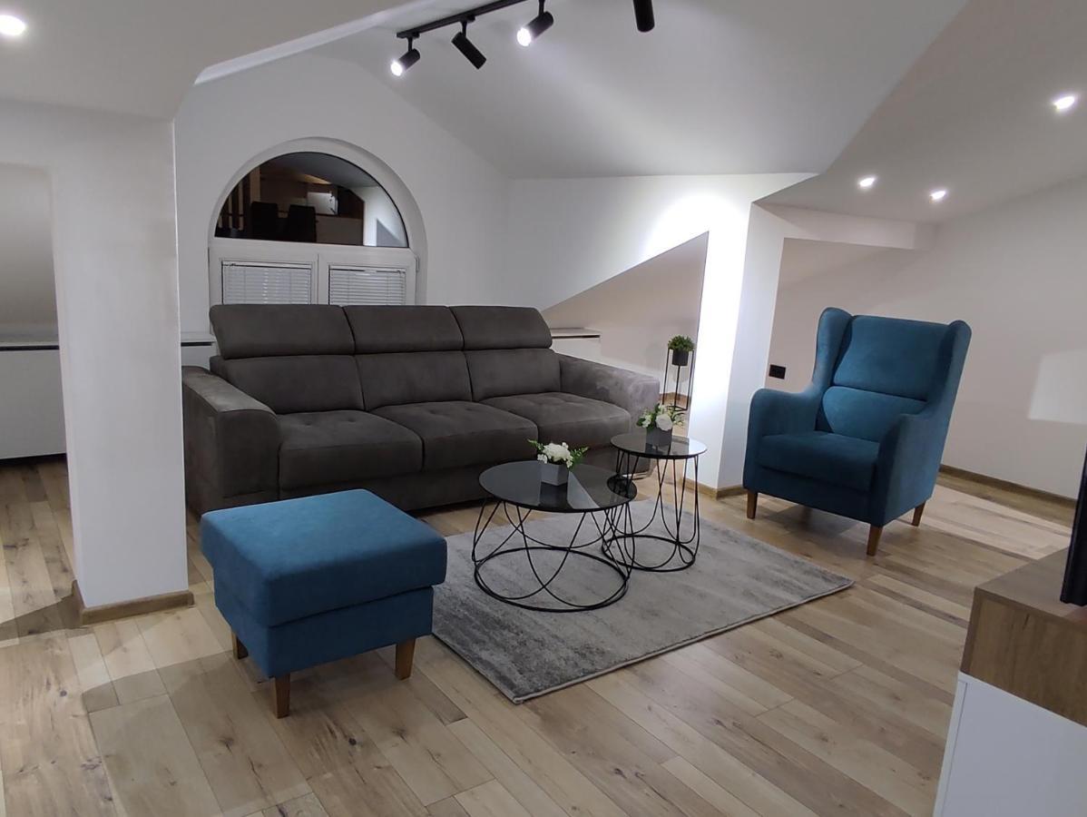 Sky Luxury Appartement Arandelovac Buitenkant foto