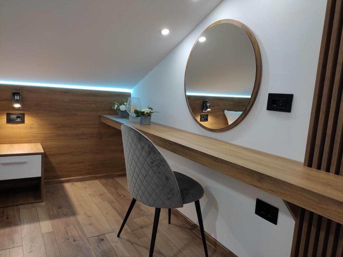 Sky Luxury Appartement Arandelovac Buitenkant foto