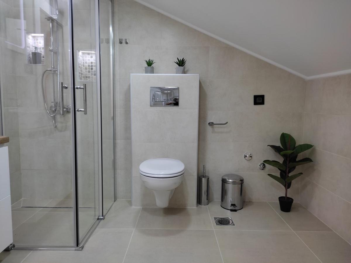 Sky Luxury Appartement Arandelovac Buitenkant foto
