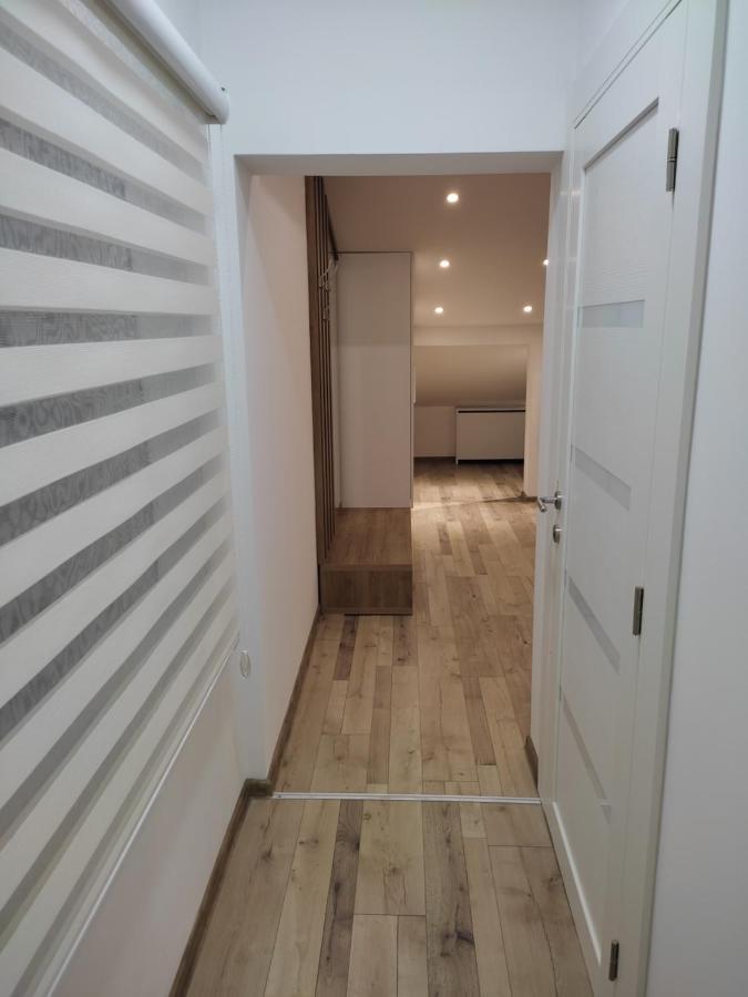 Sky Luxury Appartement Arandelovac Buitenkant foto