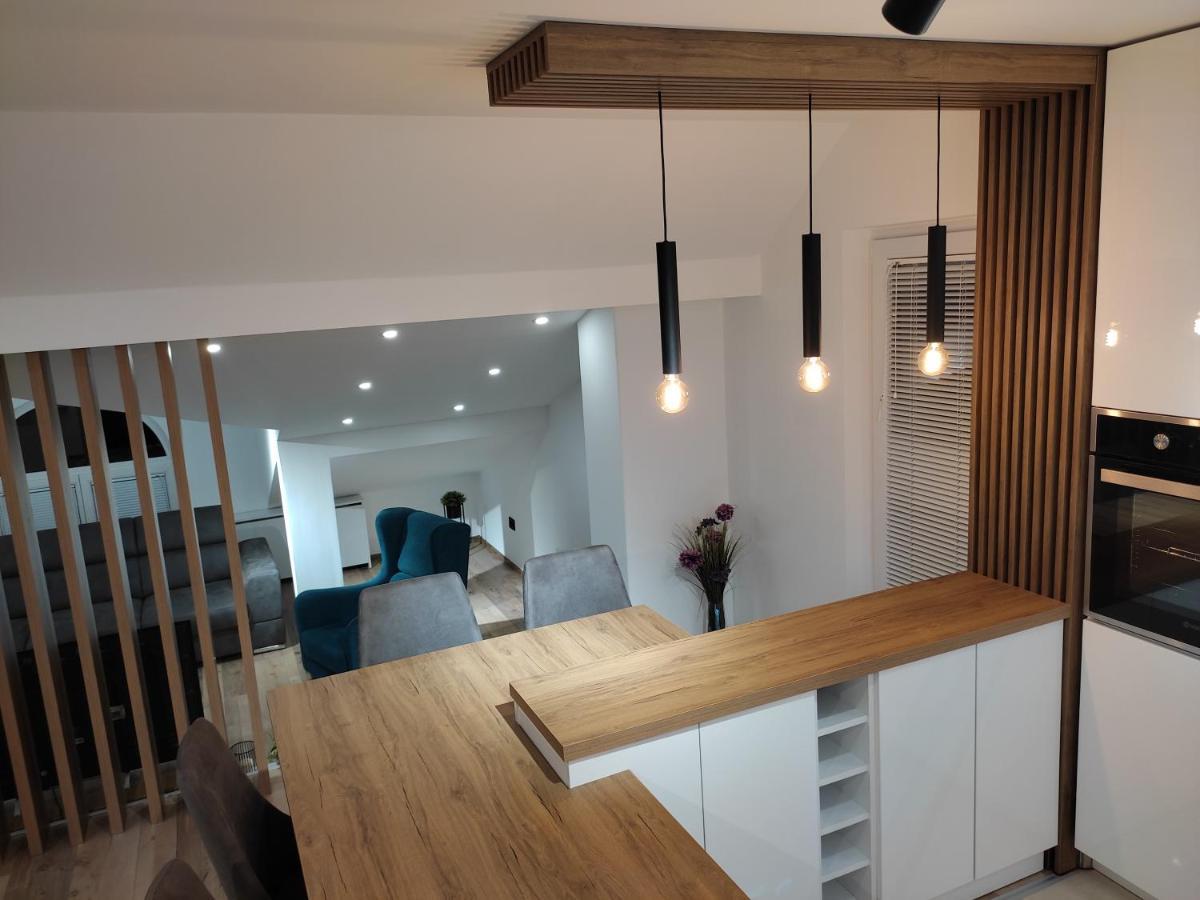 Sky Luxury Appartement Arandelovac Buitenkant foto
