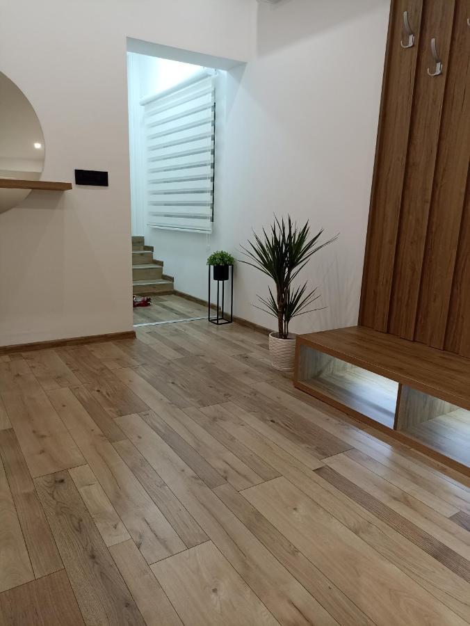 Sky Luxury Appartement Arandelovac Buitenkant foto