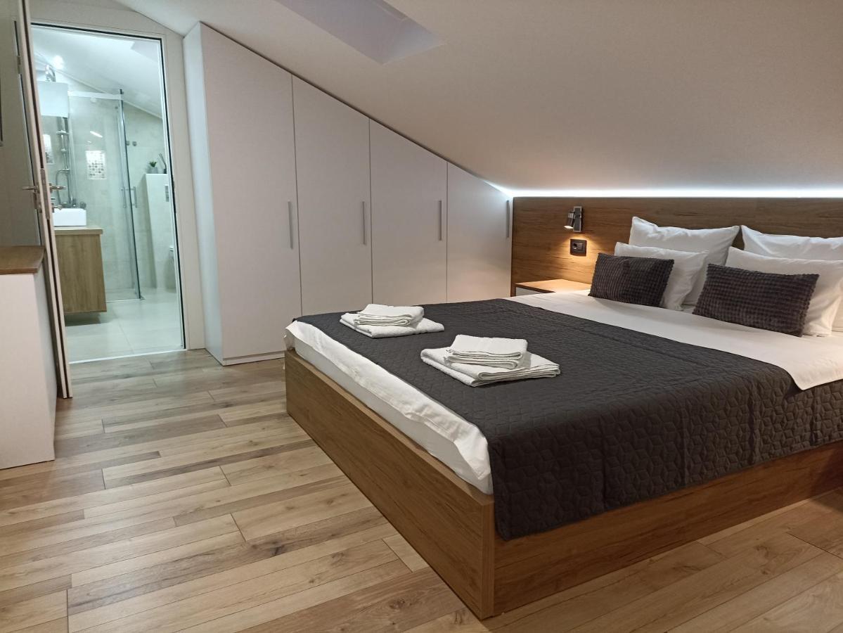 Sky Luxury Appartement Arandelovac Buitenkant foto